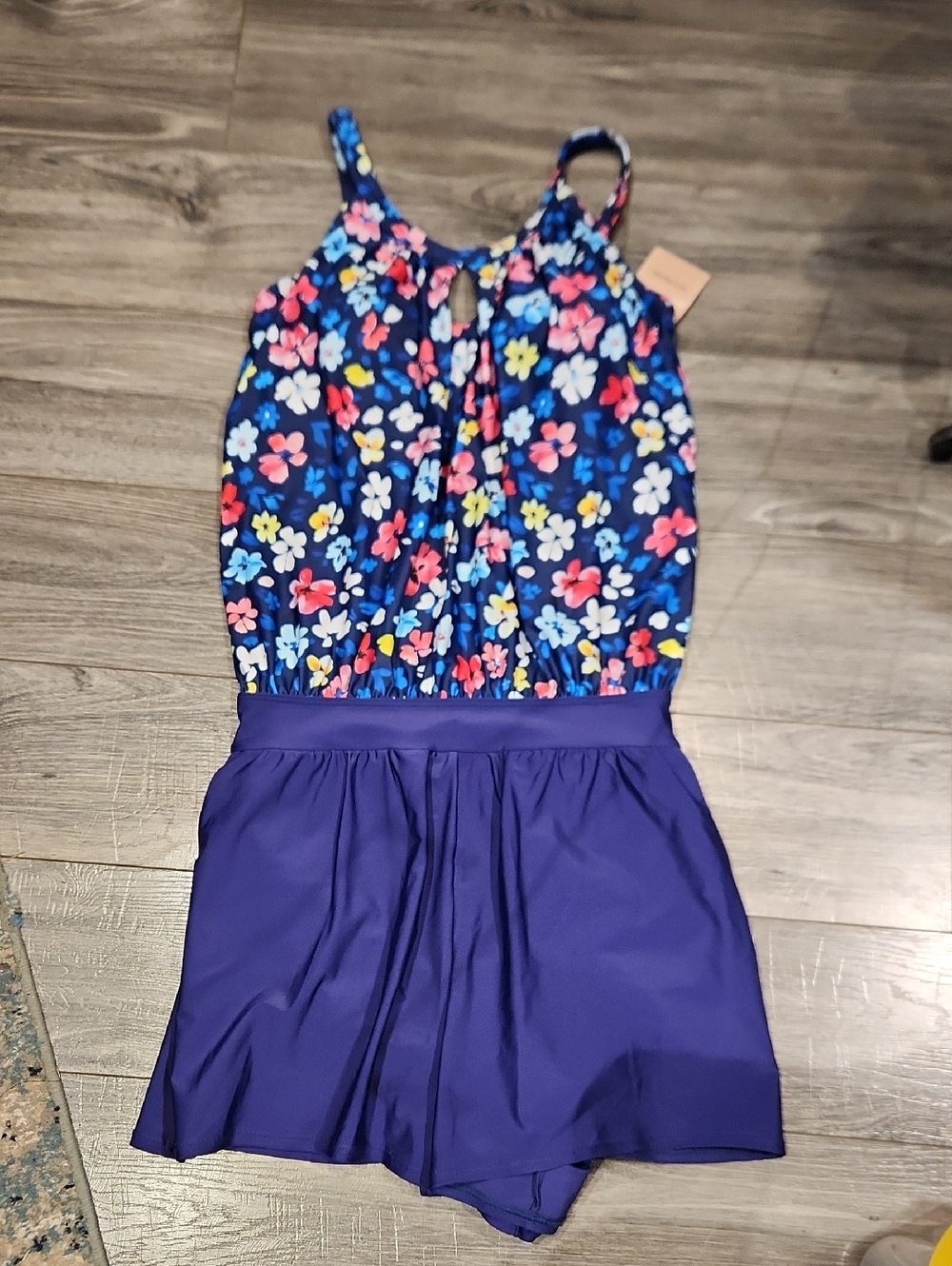 Floral Navy and Pink Floral One-Piece Shorts Swimsuit Sz 10 Built-in Bra